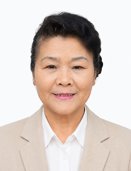 张正英